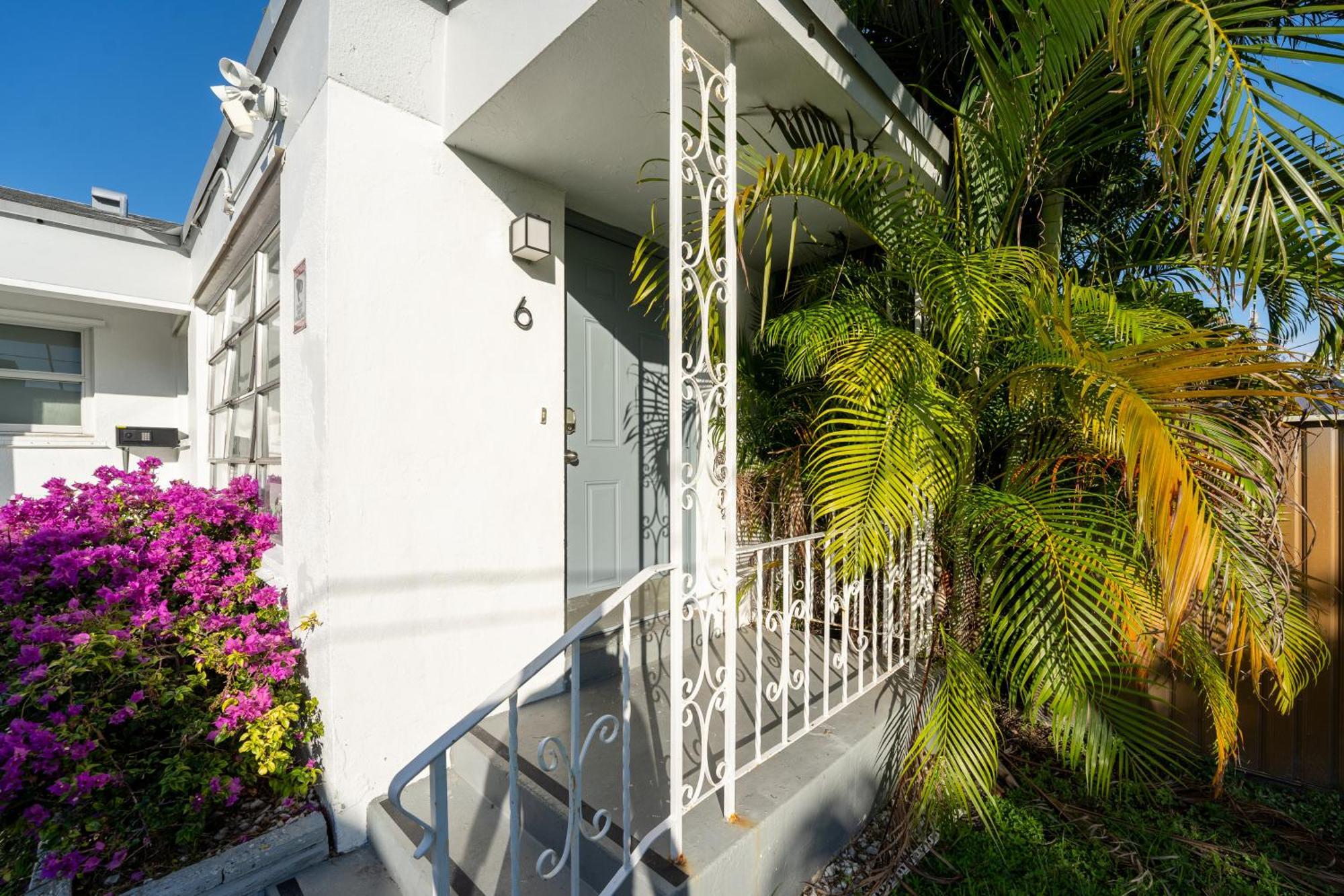 Praia Hotel Hollywood Extérieur photo